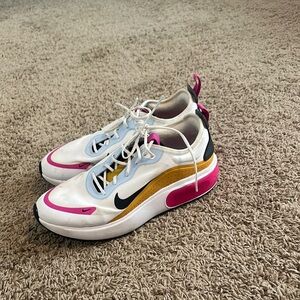 Nike Women's White, Pink, and Black Sneakers